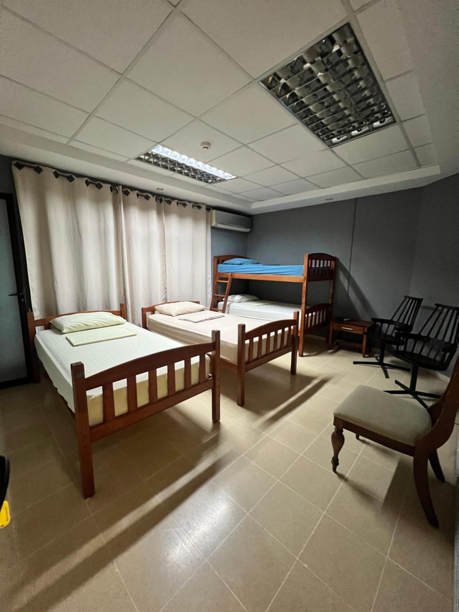 Panama Hat Hostel Hostal *